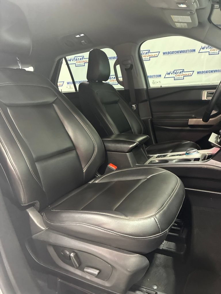 Used 2023 Ford Explorer XLT w/ Equipment Group 202A RWD image 38