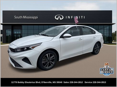Used 2024 Kia Forte LXS FWD image 1