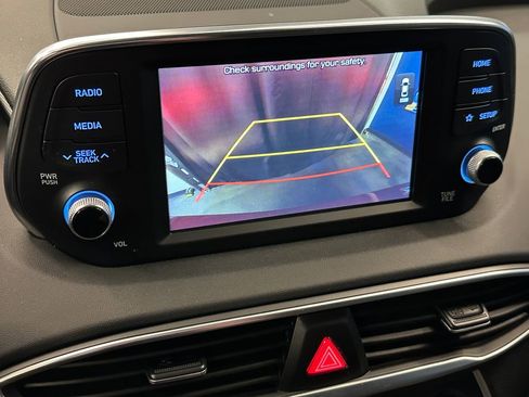 Used 2019 Hyundai Santa Fe SEL AWD/4WD image 14