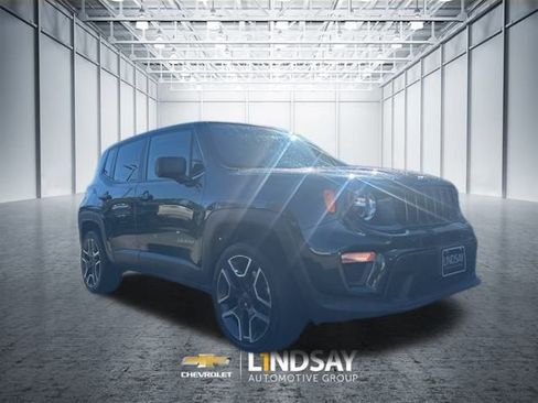 Used 2021 Jeep Renegade Sport image 4