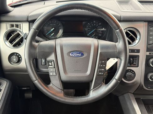 Used 2016 Ford Expedition XLT AWD/4WD image 11