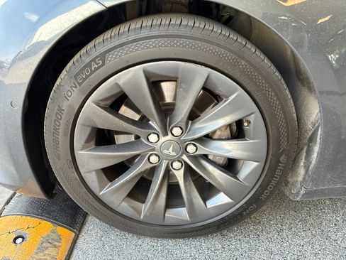 Used 2018 Tesla Model S 75D AWD/4WD image 6