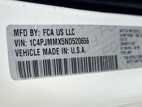 Used 2022 Jeep Cherokee Latitude Lux AWD/4WD image 30