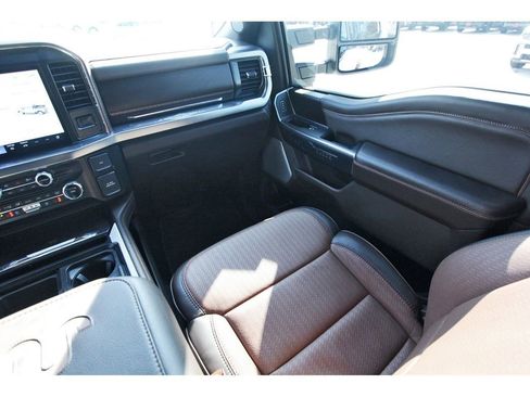 Used 2026 Ford F450 King Ranch w/ FX4 Off-Road Package image 13