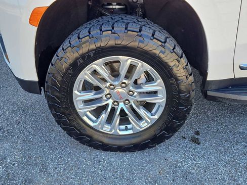 Used 2021 GMC Yukon SLT image 14