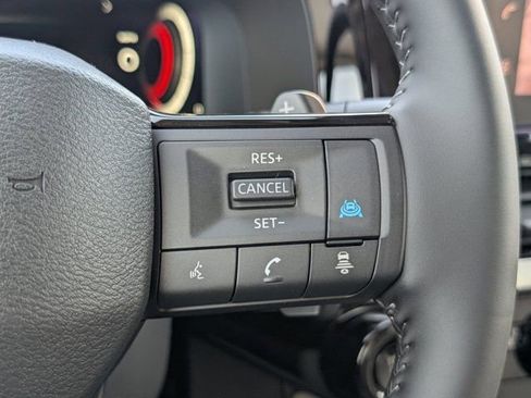 New 2026 Nissan Pathfinder SL w/ SL Premium Package FWD image 14