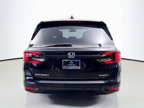 Used 2023 Honda Odyssey Sport image 6