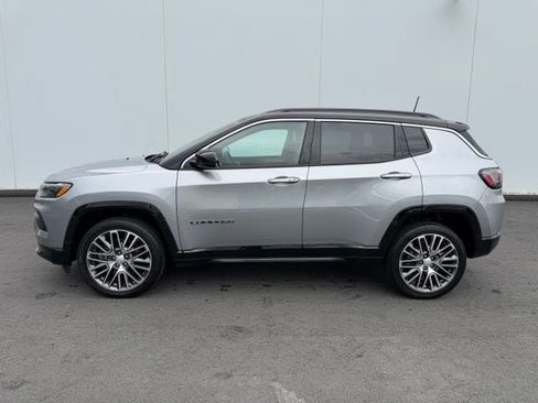 Used 2023 Jeep Compass Limited w/ Elite Group AWD/4WD image 10