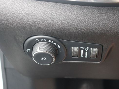 Used 2023 Jeep Compass Limited AWD/4WD image 27
