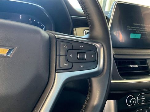 Used 2024 Chevrolet Tahoe LT RWD image 9