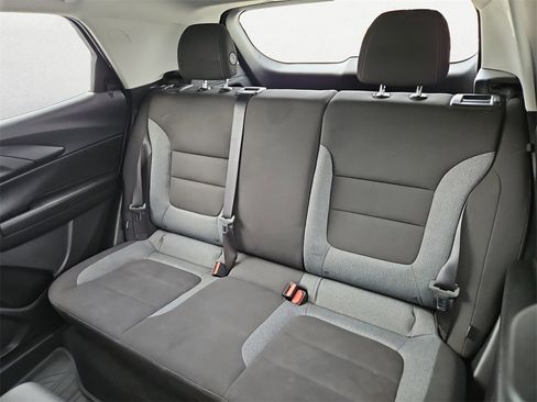 Used 2022 Chevrolet TrailBlazer LT w/ Confidence II Package image 9