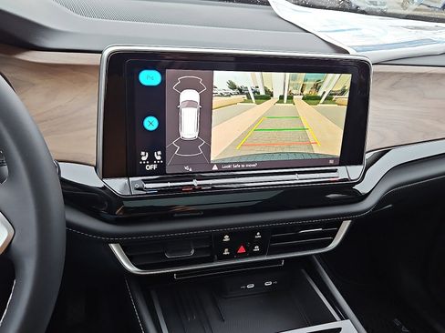 New 2026 Volkswagen Atlas SE image 16