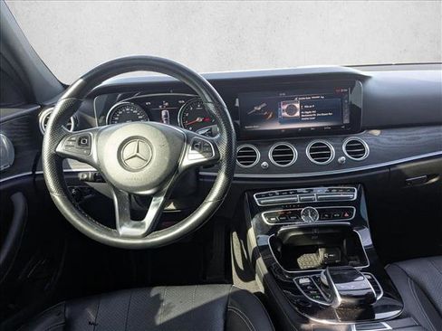 Used 2017 Mercedes-Benz E 300 image 17
