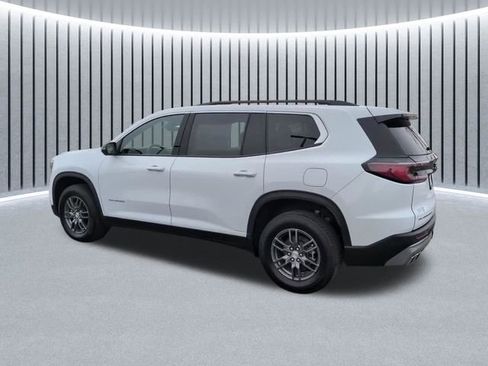 Used 2025 GMC Acadia Elevation AWD/4WD image 7