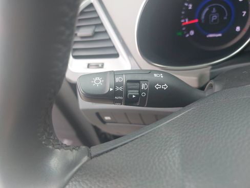 Used 2013 Hyundai Santa Fe Sport 2.0T FWD image 25