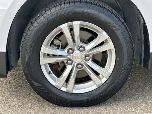 Used 2016 Chevrolet Equinox LS FWD image 41