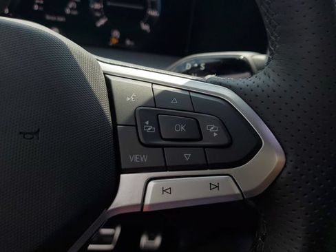 New 2026 Volkswagen Tiguan SE R-Line FWD image 27