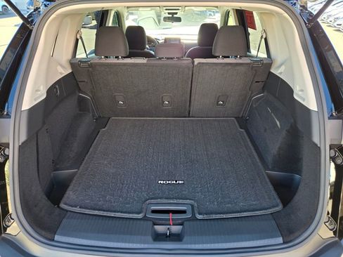 Certified 2021 Nissan Rogue S image 18