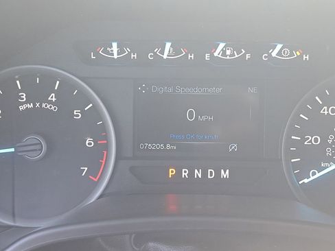 Used 2019 Ford F150 XLT w/ Equipment Group 302A Luxury AWD/4WD image 26