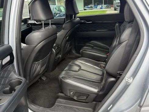 Used 2020 Hyundai Palisade Limited FWD image 7