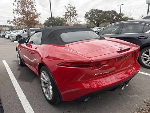 Used 2017 Jaguar F-TYPE image 3