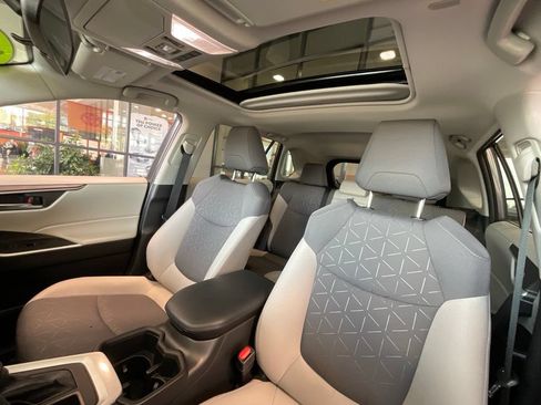 Used 2023 Toyota RAV4 XLE w/ Convenience Package AWD/4WD image 10