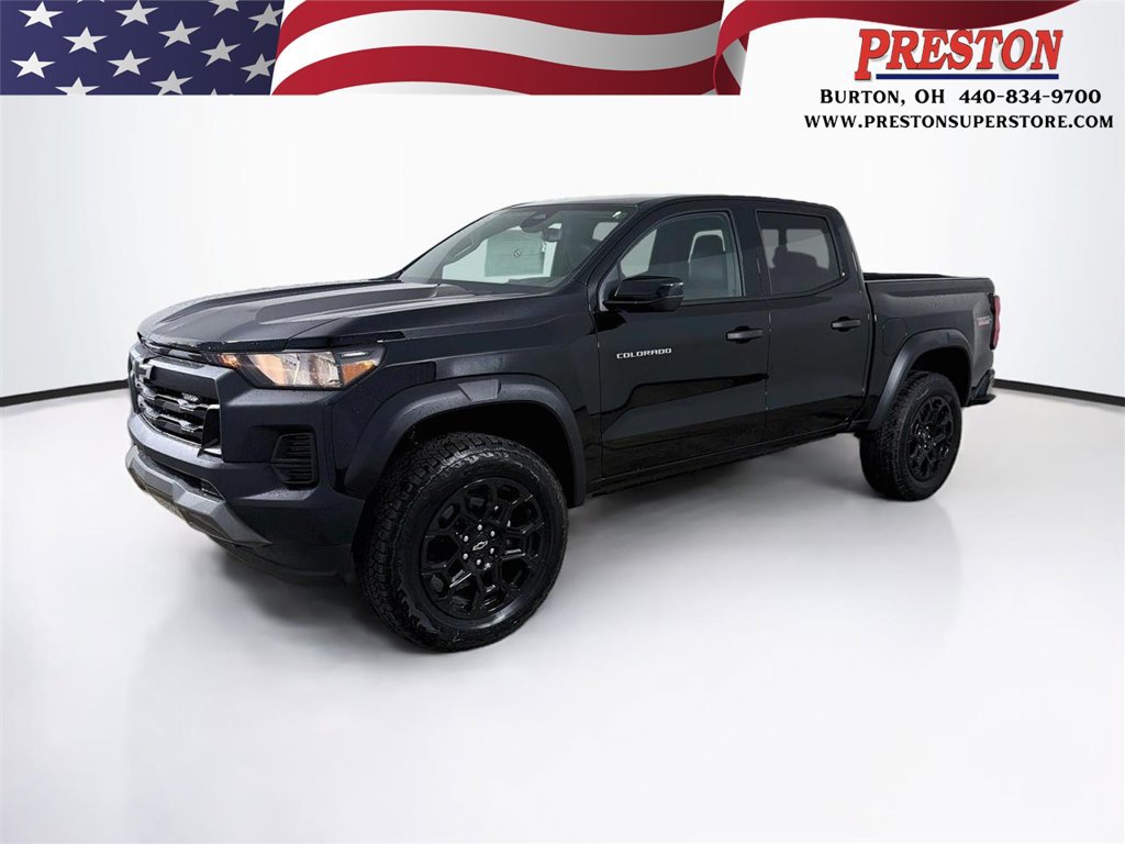 New 2026 Chevrolet Colorado Trail Boss AWD/4WD image 1