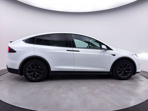 Used 2022 Tesla Model X Plaid image 38