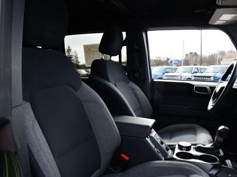 Used 2025 Ford Bronco Big Bend image 15