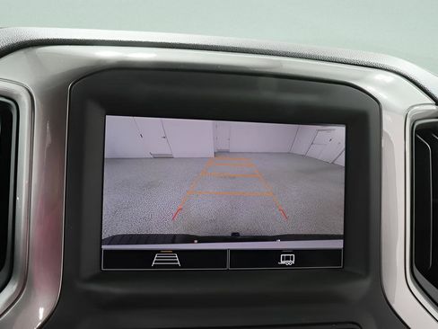 Used 2025 Chevrolet Silverado 2500 Custom w/ Custom Value Package image 12