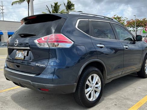 Used 2016 Nissan Rogue SV w/ SV Premium Package AWD/4WD image 5