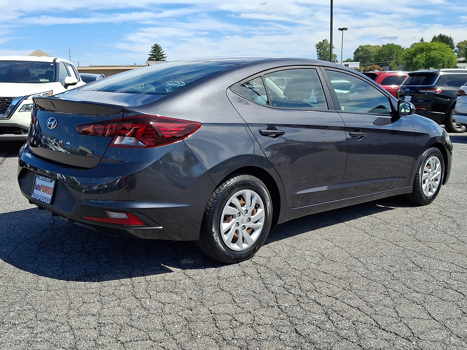 Used 2020 Hyundai Elantra SE FWD image 6