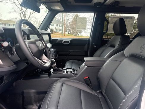 New 2025 Ford Bronco Big Bend image 10
