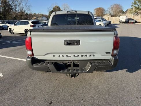 Used 2018 Toyota Tacoma TRD Off-Road image 7