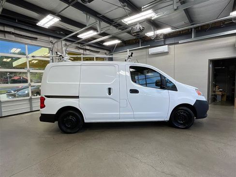 Used 2019 Nissan NV200 S w/ Cruise Control Package image 6