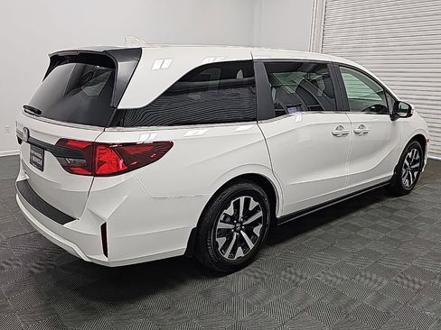 New 2026 Honda Odyssey EX-L image 8