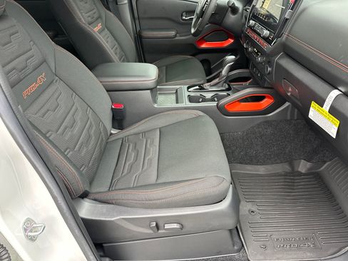 New 2025 Nissan Frontier PRO-4X image 13