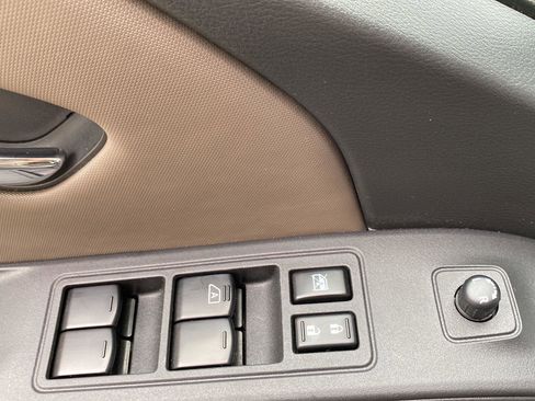 Certified 2022 Nissan Frontier SV AWD/4WD image 22