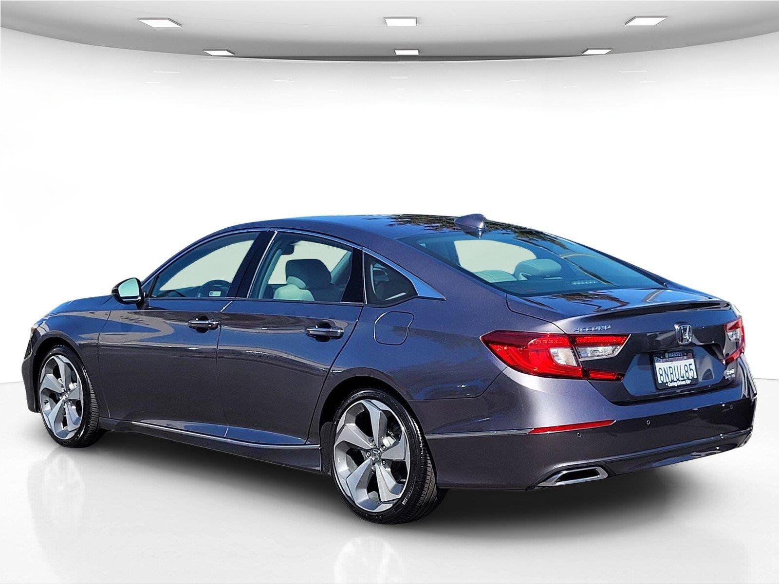 Used 2019 Honda Accord Touring image 8