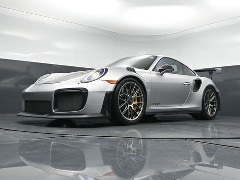 Certified 2018 Porsche 911 GT2 RS RWD image 21
