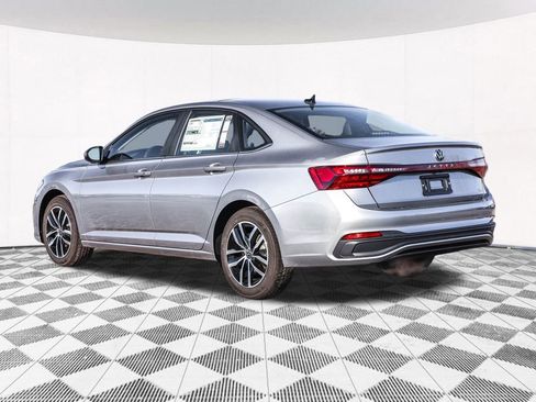 New 2026 Volkswagen Jetta SE FWD image 18