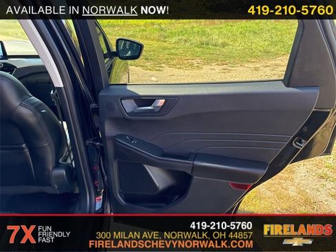 Used 2022 Ford Escape SEL w/ Technology Package image 36