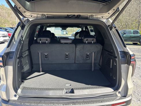 New 2026 Chevrolet Traverse Z71 w/ Driver Confidence Package image 26