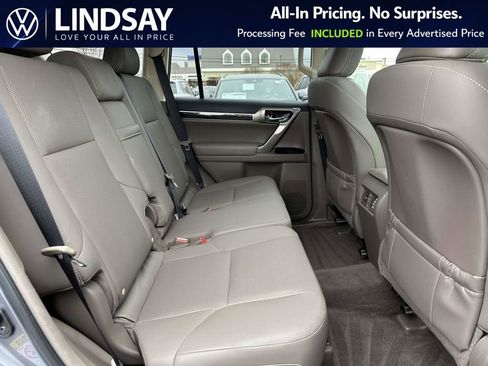 Used 2017 Lexus GX 460 AWD/4WD image 13
