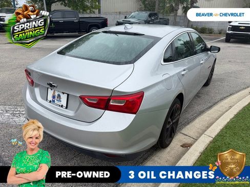 Used 2018 Chevrolet Malibu LT w/ Leather Package image 4