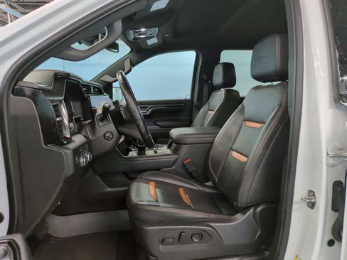 Used 2024 GMC Sierra 1500 AT4 w/ AT4 Premium Package AWD/4WD image 28