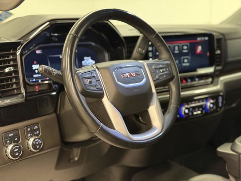 Used 2025 GMC Sierra 1500 SLT AWD/4WD image 20