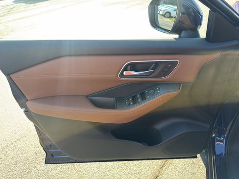 New 2026 Nissan Rogue Platinum image 16