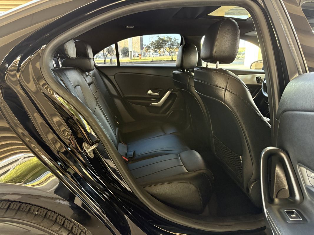 Used 2020 Mercedes-Benz A 220 image 28
