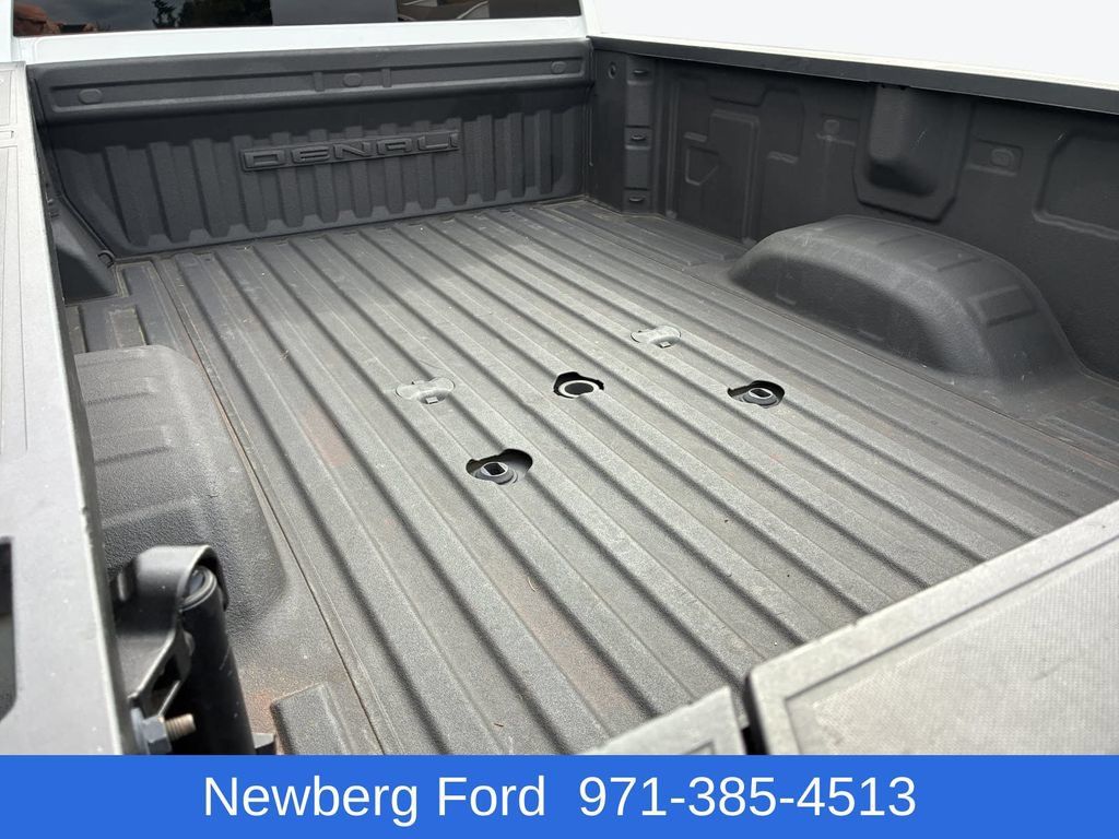 Used 2023 GMC Sierra 3500 Denali w/ Denali Ultimate Package AWD/4WD image 12